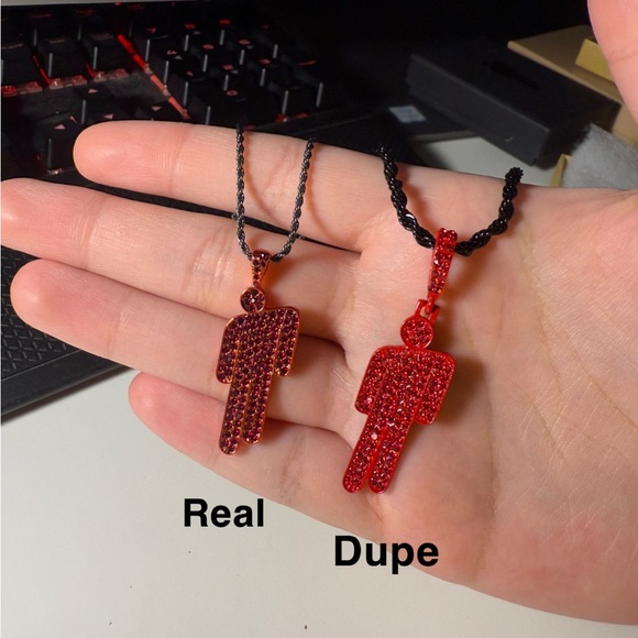 Billie Eilish Blohsh Necklace - Picture 5 of 13